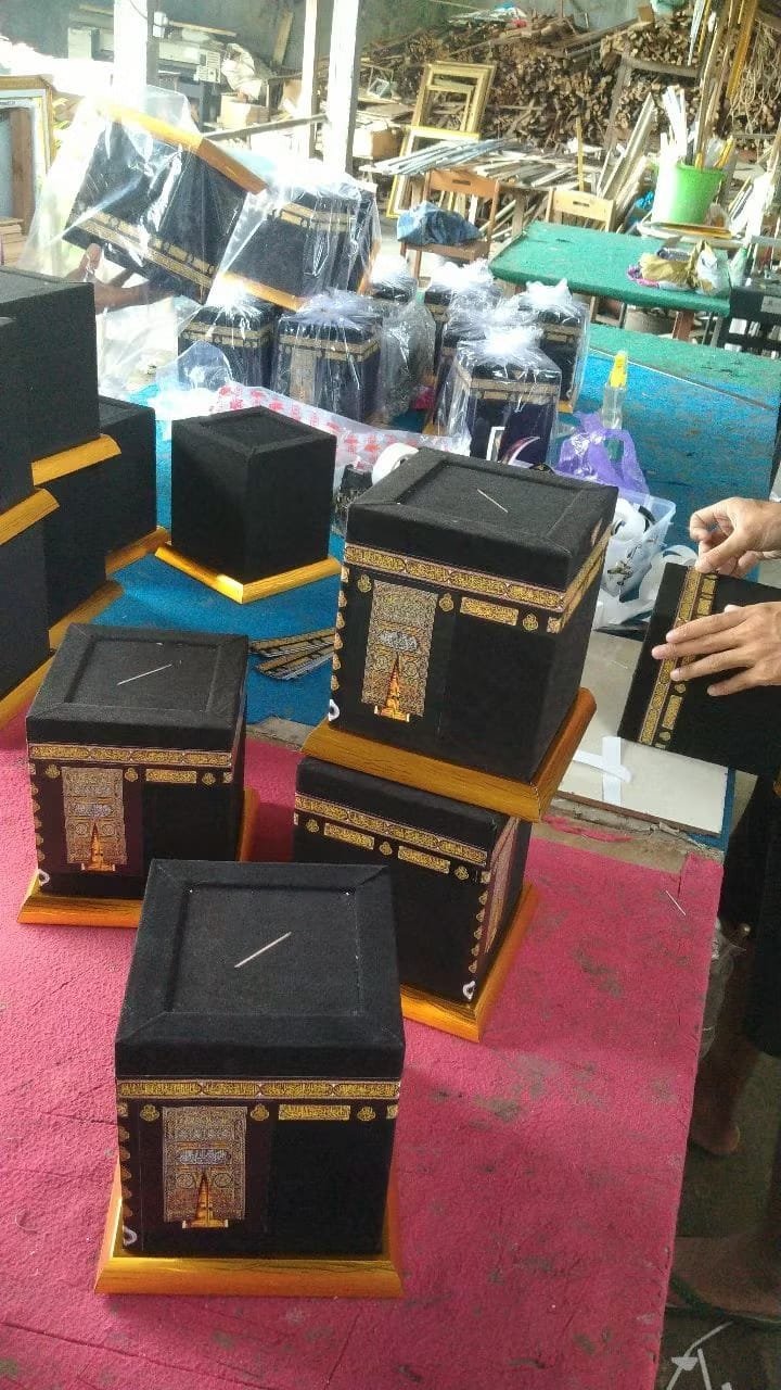 Celengan Kiswah Ka'bah